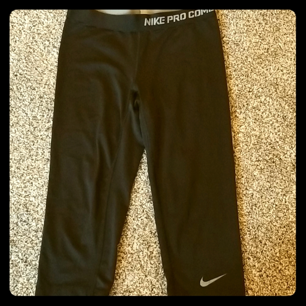 Nike drift athletic leggings